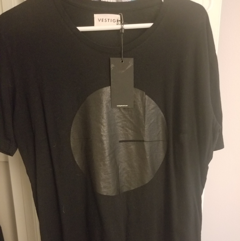 Vestige NWT Black Hole T-shirt (medium)